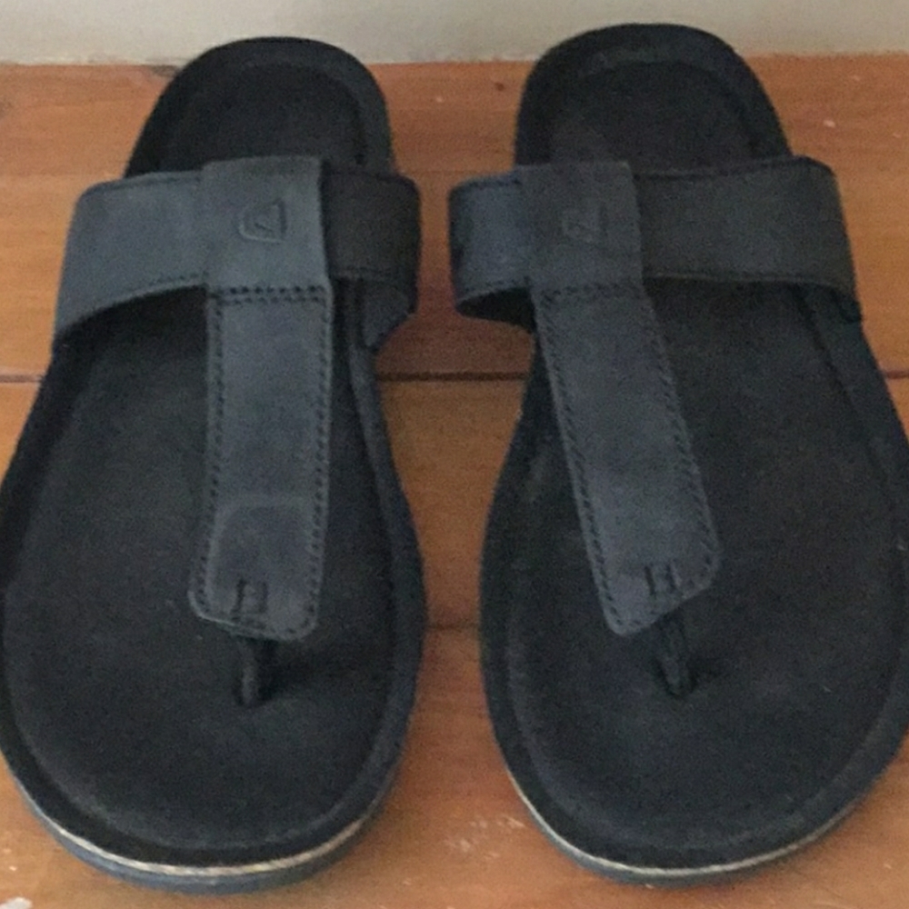 Keen Dauntless Leather Flip flop sandals